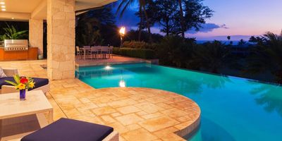 pool and sunset picture 